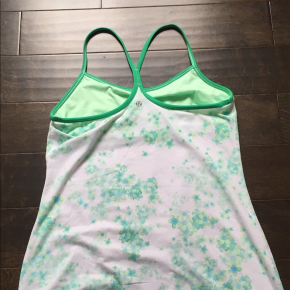 Lululemon Power Pose tank - Picture 7 of 9